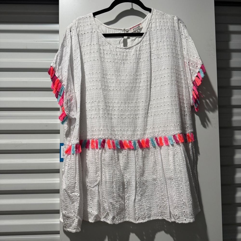 ANDREE BY UNIT White and Pink Ruffled Blouse